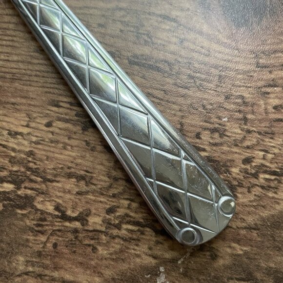 Bombay Casabella Dinner Knife Set of 4 Stainless Steel  Replacement Flatware - Picture 4 of 5